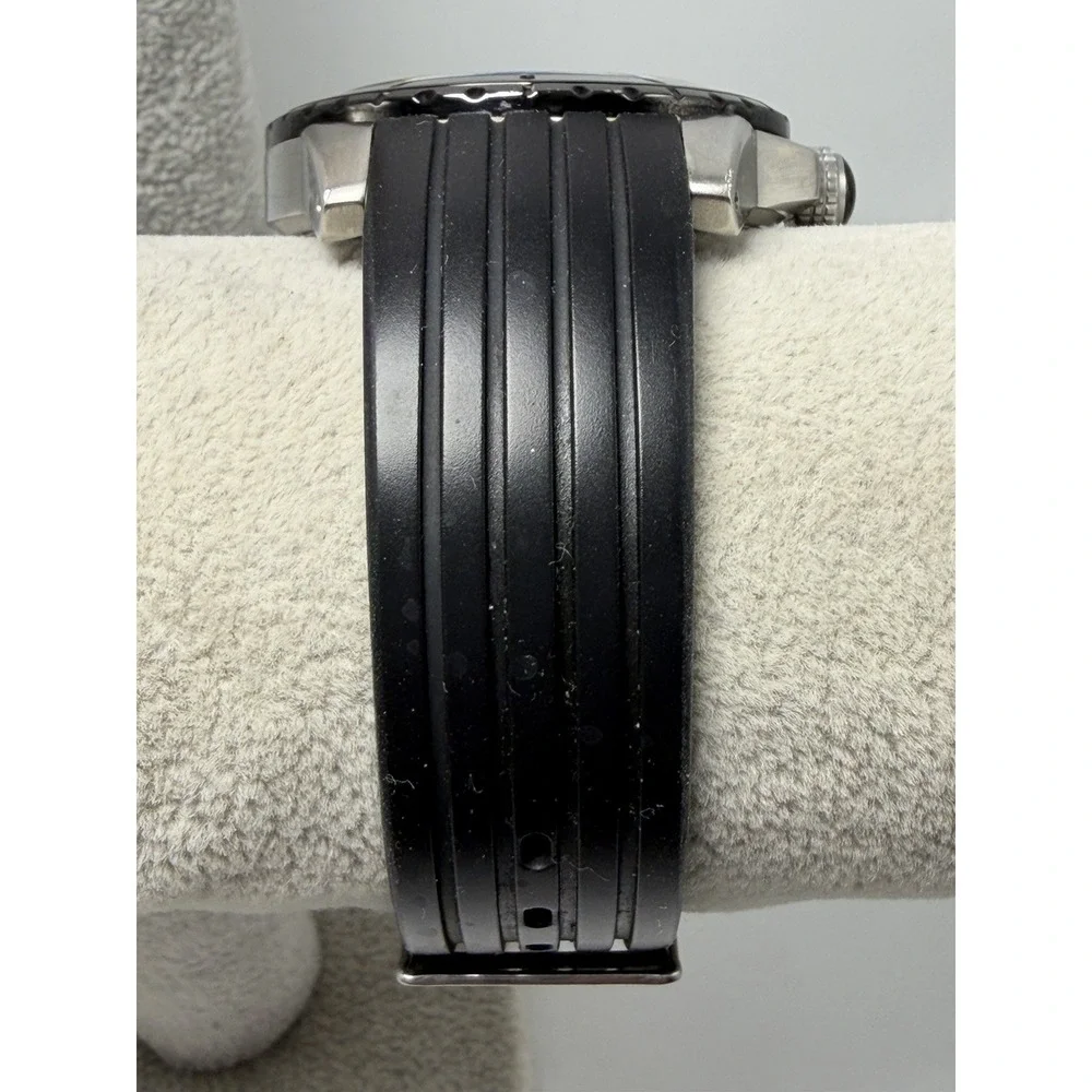 Guess U12531G6 Mens‎ New Battery Chronograph Watch 45MM 8.5